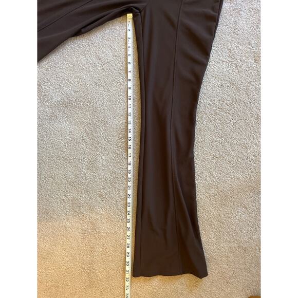 Garage Pull-On Knit Flare Leg Pants Size Medium Brown Seaming Down Legs Stretch - Picture 8 of 8